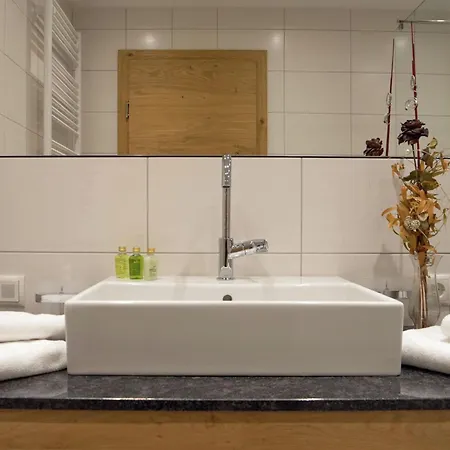 Apartament In Near Lifts *