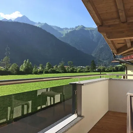 Apartment In Near Lifts Mayrhofen