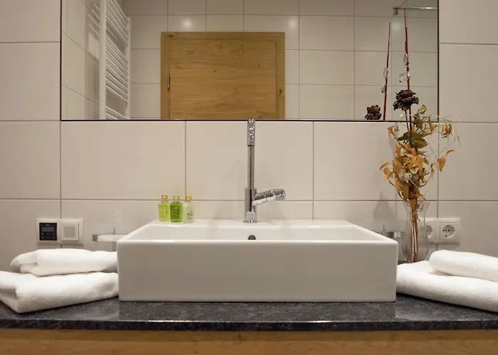 Апартаменти In Near Lifts *